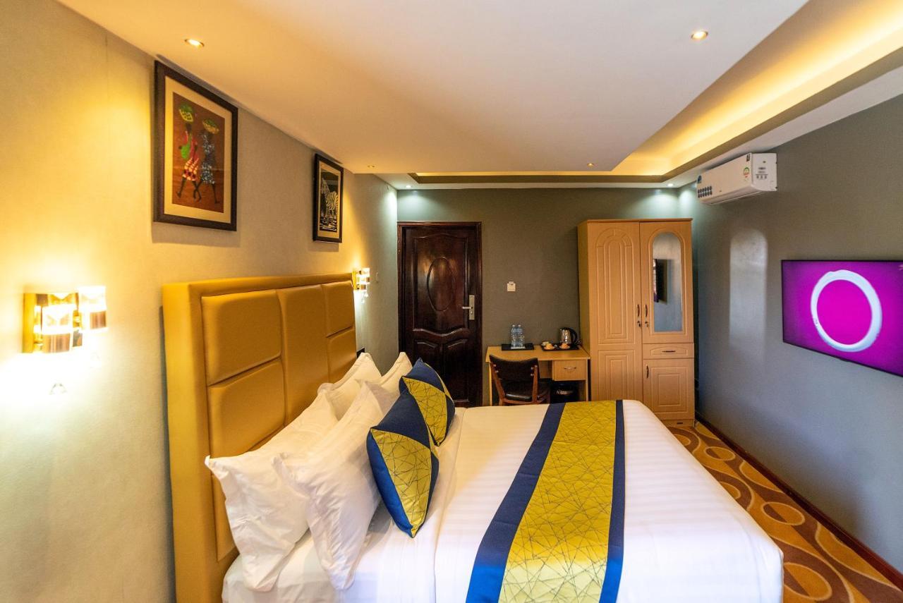 Afro Park Hotel Kampala Dış mekan fotoğraf